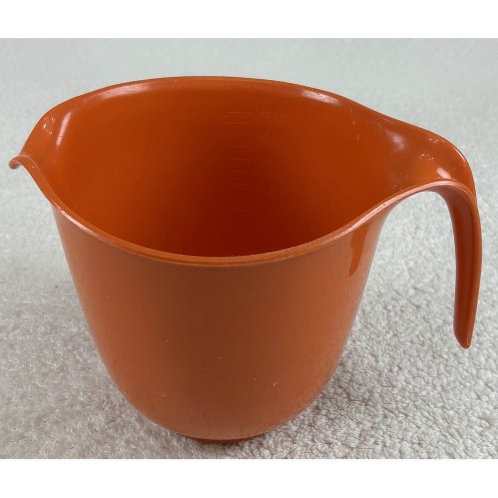 Vtg Rubbermaid Orange Batter Bowl Measuring 1.5 Qt 6 Cup Grip-N-Mix 2661 USA